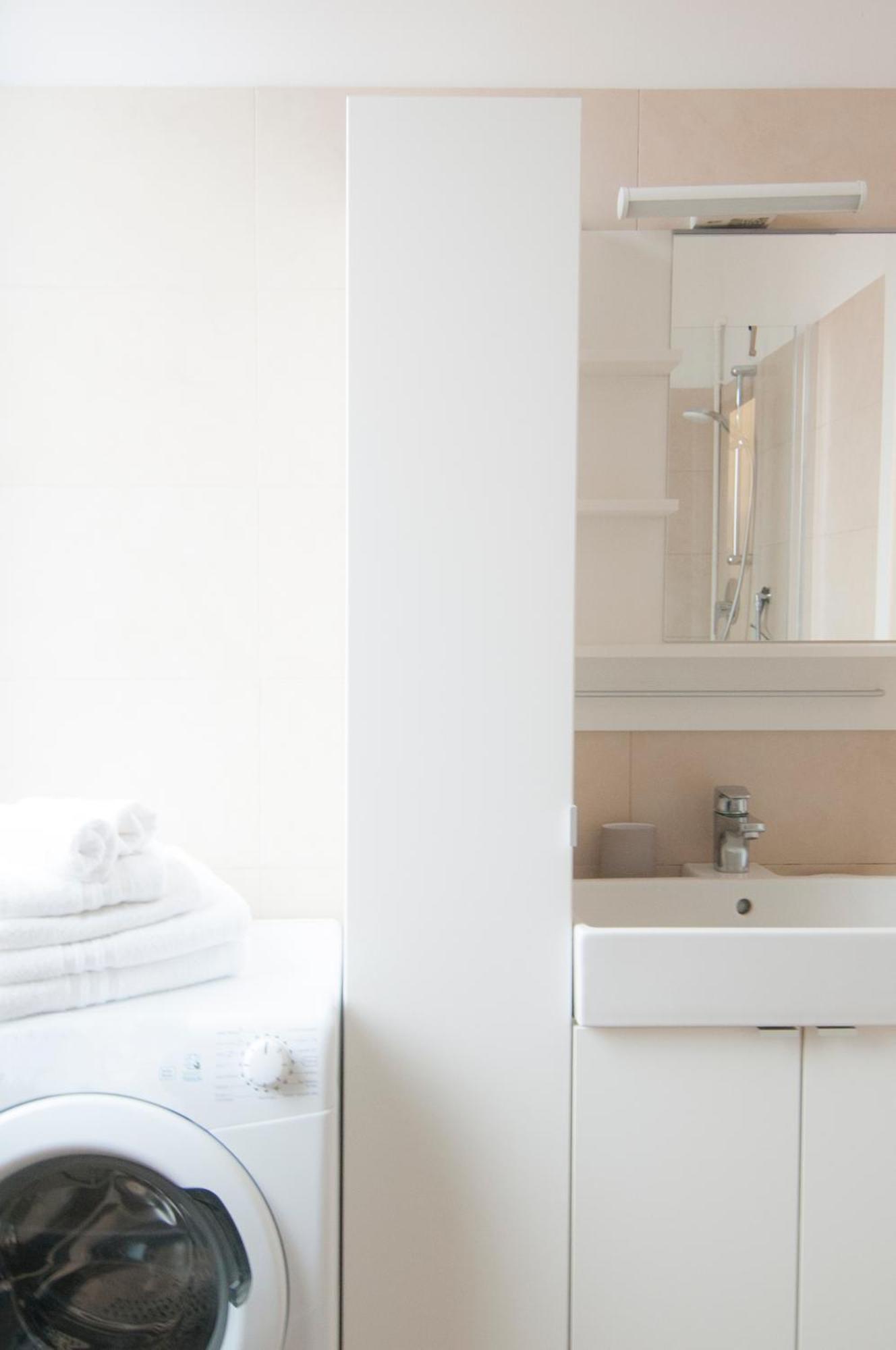Blanco Apartment - Ambrogiohost Bolonia Zewnętrze zdjęcie