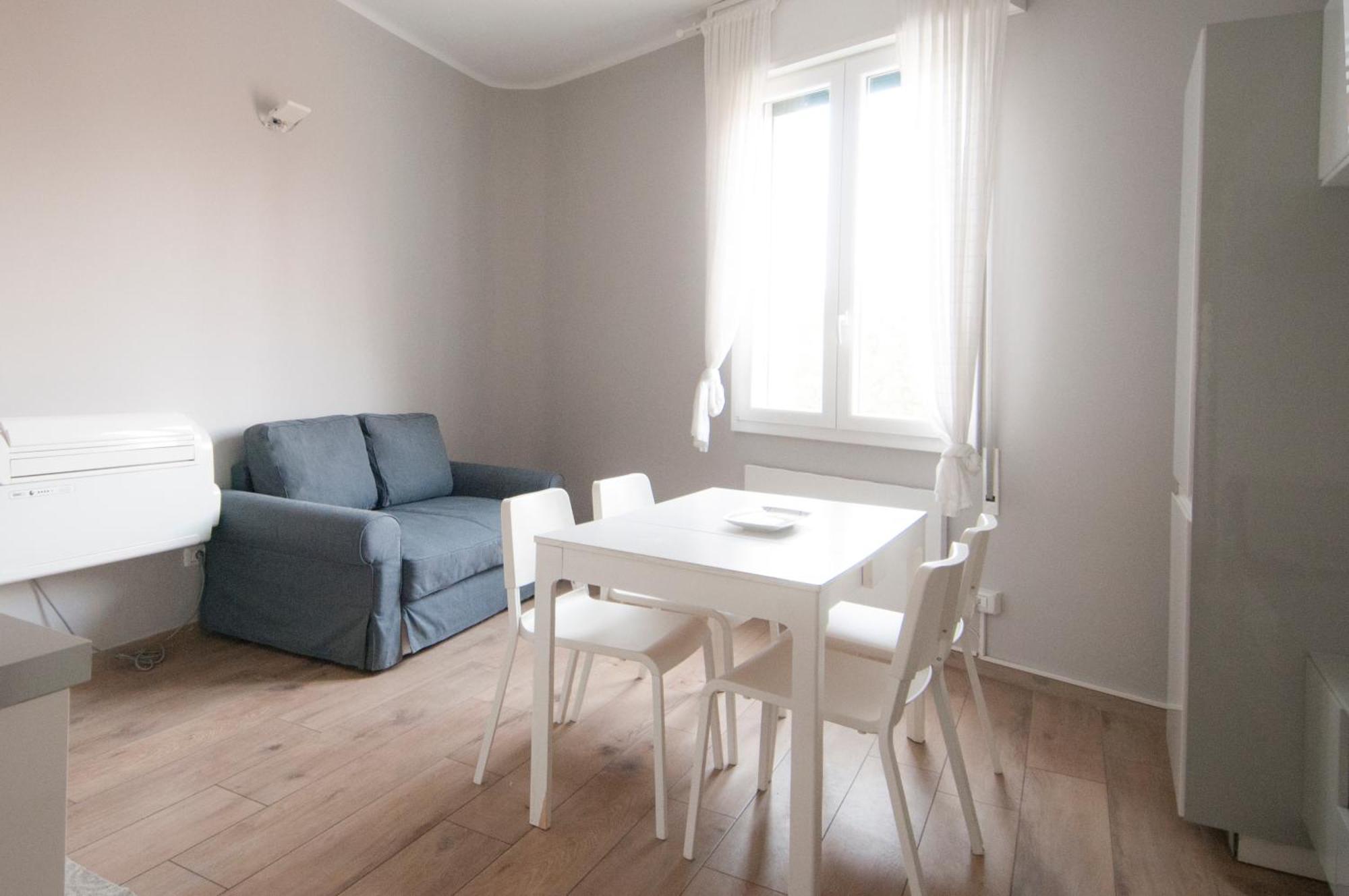 Blanco Apartment - Ambrogiohost Bolonia Zewnętrze zdjęcie